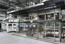 For more efficient processes: KHS develops a digital control system for PET bottle production