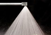EXAIR’s new 1/4 NPT FullStream™ liquid atomizing spray nozzle