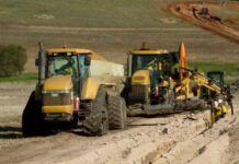 The Executive’s Guide to Digital Manufacturing for Heavy Machinery Digital Manufacturing for Heavy Machinery