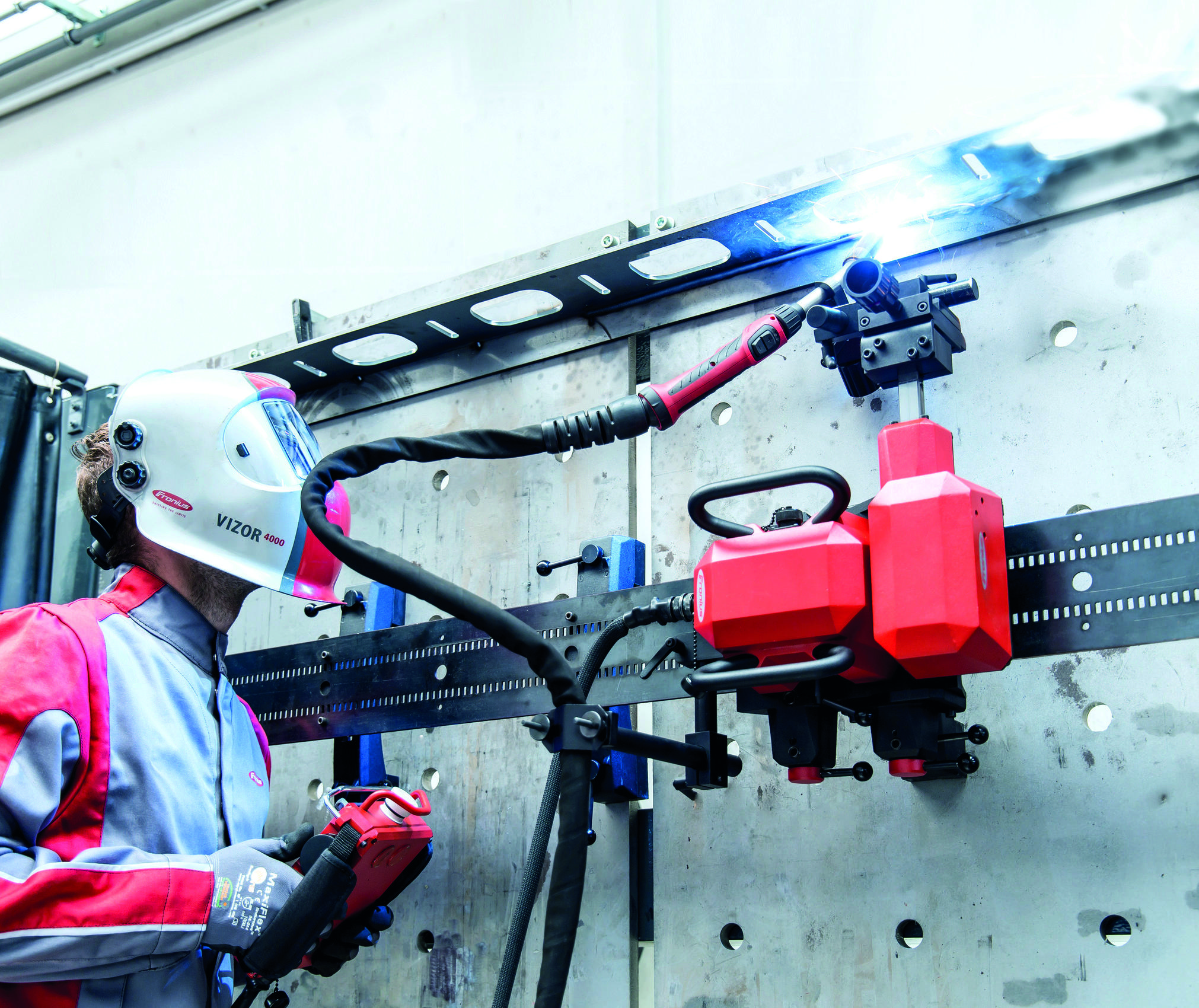 Ergonomic welding—a contradiction in terms?