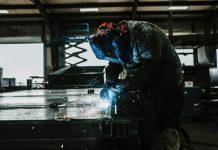 Utilizing IoT-Enabled Predictive Maintenance in Manufacturing