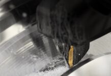 Sandvik Coromant Introduces Profiling Geometry -RO for Parting Off Sandvik
